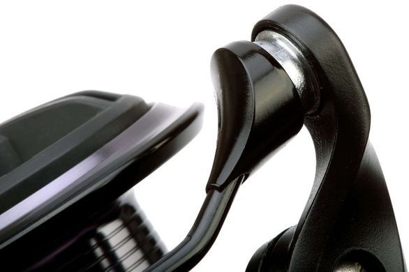 Котушка Prologic Avenger 4000 BF 5+1BB